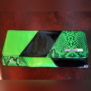 Kenneth Cole Reaction Trifold Wallet